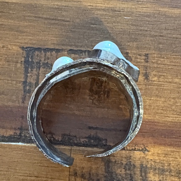 Artisan Silver and Pearl Bracelet - Picture 2 of 4